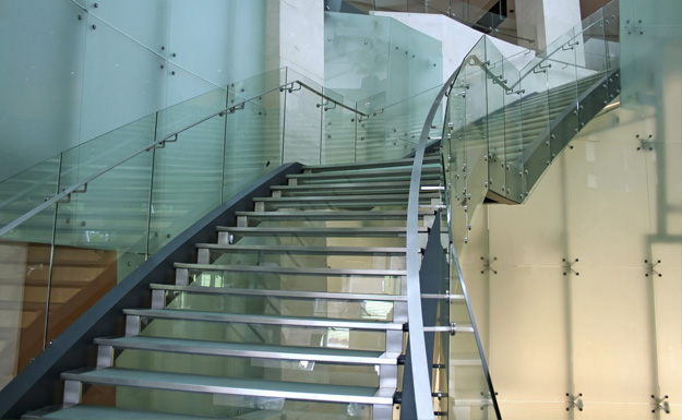 Commercial Glass Rails & Railing Systems